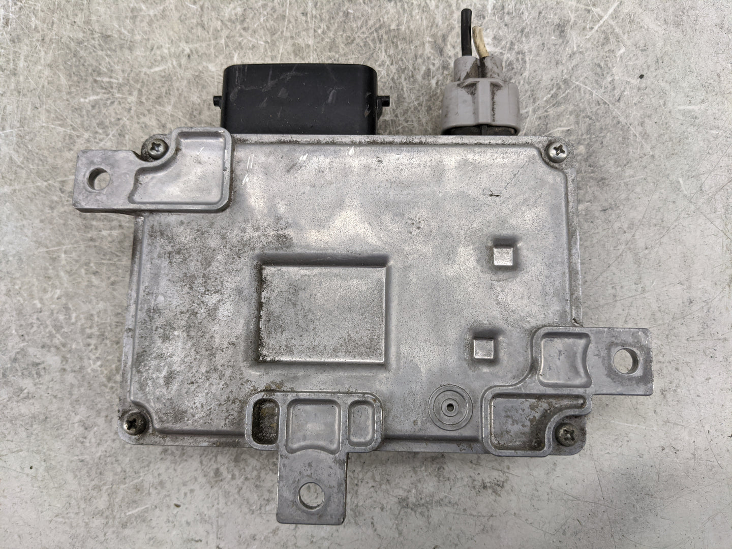 2020 Mitsubishi Outlander PCM Engine Control Computer ECU ECM PCU OEM P/N:W4T99074 18600C223 Fits OEM Used Auto Parts - Oemu