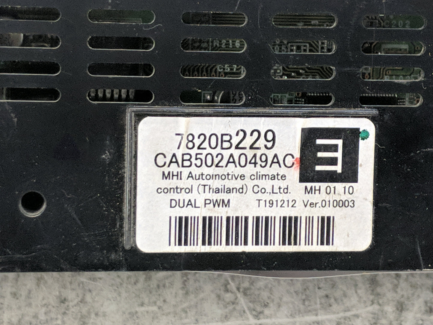2020 Mitsubishi Outlander Climate Control Module Temperature AC/Heater Replacement P/N:7820B229 CAB502A049AC Fits OEM Used A