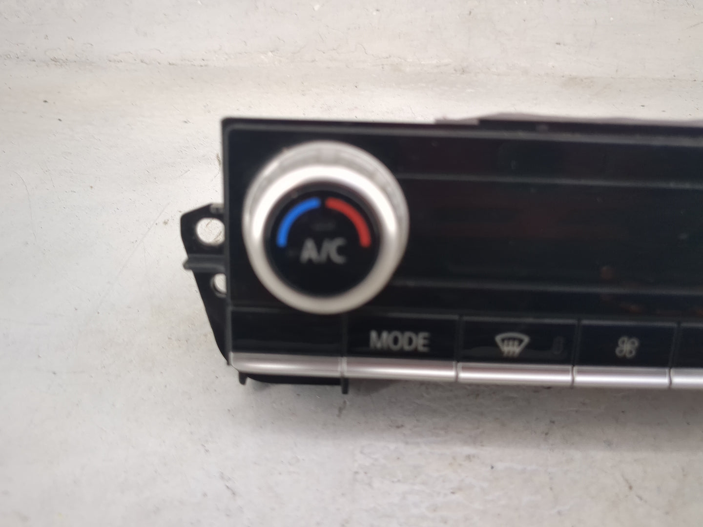 2020 Mitsubishi Outlander Climate Control Module Temperature AC/Heater Replacement P/N:7820B229 CAB502A049AC Fits OEM Used A