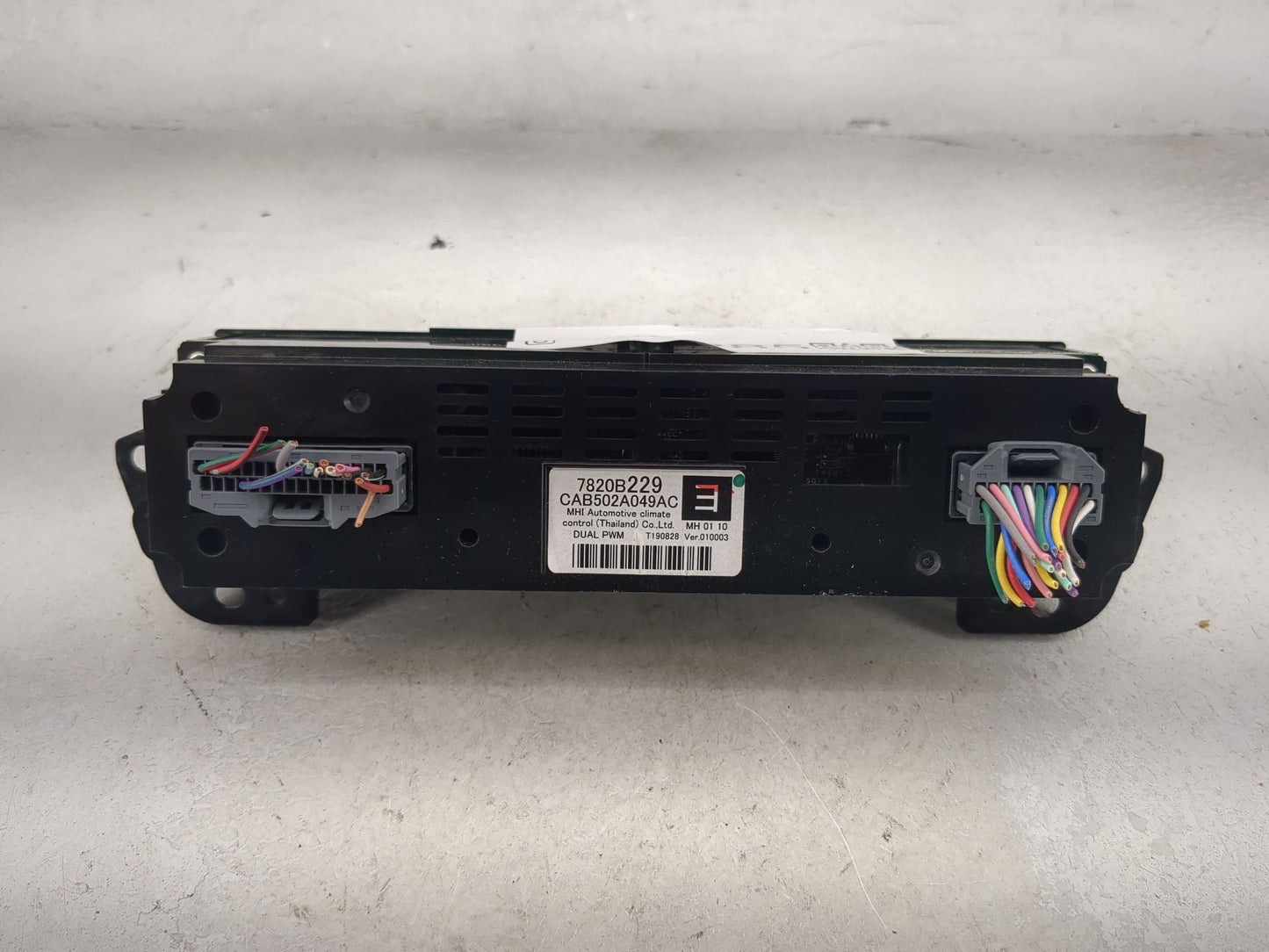 2020 Mitsubishi Outlander Climate Control Module Temperature AC/Heater Replacement P/N:7820B229 CAB502A049AC Fits OEM Used A