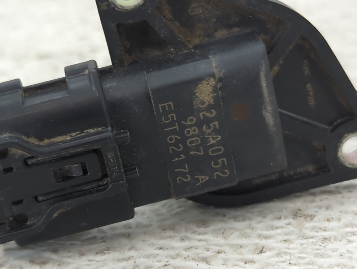 2014-2016 Mitsubishi Outlander Mass Air Flow Meter Maf Sensor 1485994 - Oemusedautoparts1.com