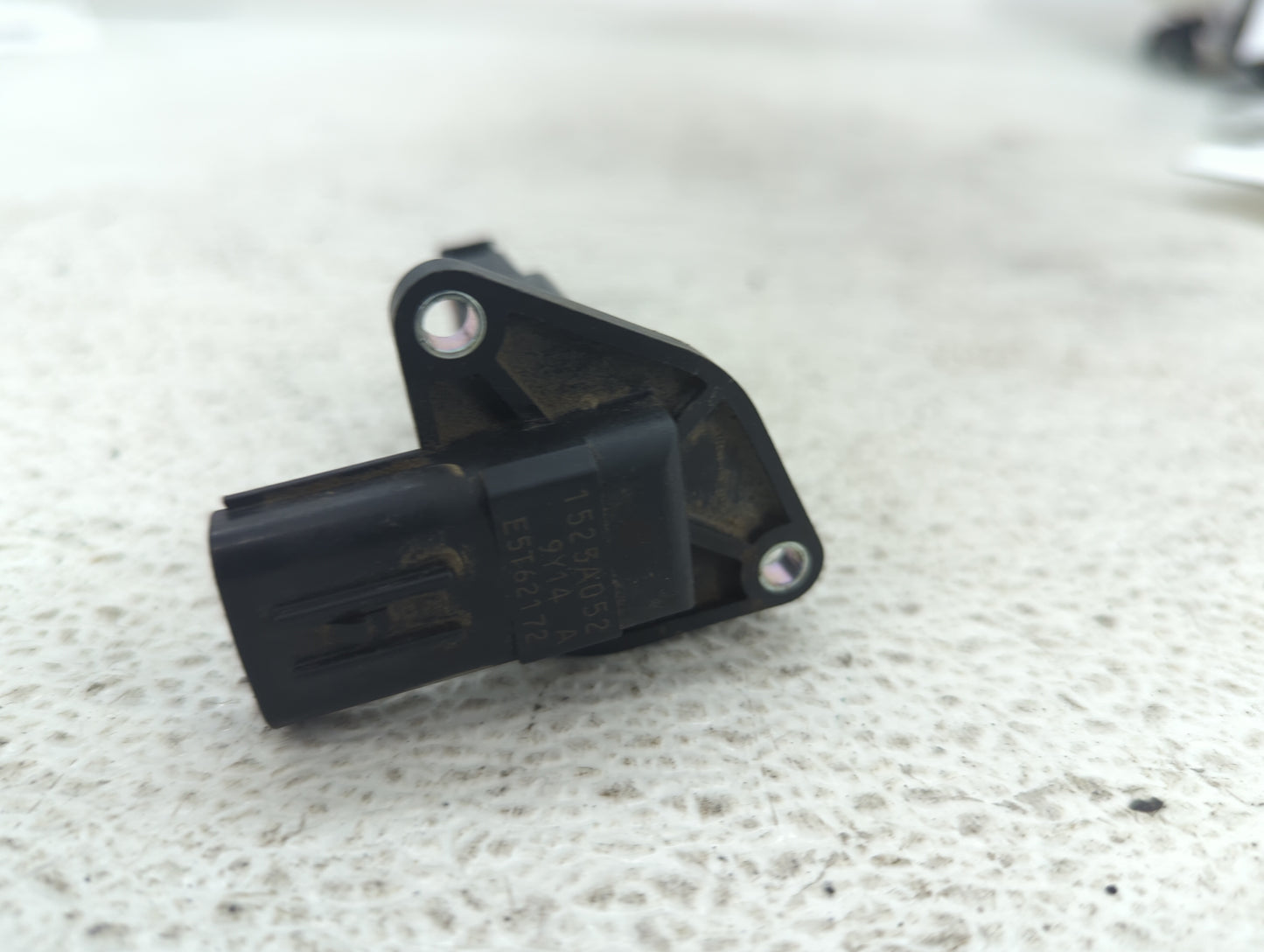 2014-2016 Mitsubishi Outlander Mass Air Flow Meter Maf 1489874 - Oemusedautoparts1.com