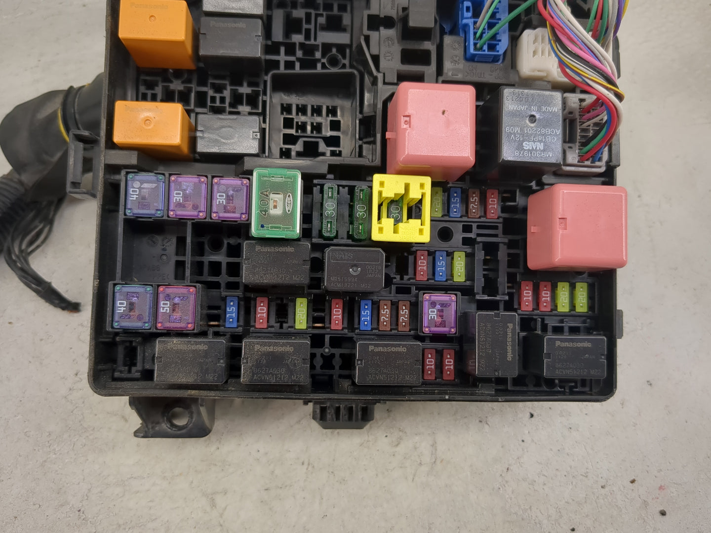 2014-2016 Mitsubishi Outlander Fusebox Fuse Box Panel Relay Module Fits Fits 2014 2015 2016 OEM Used Auto Parts - Oemusedaut