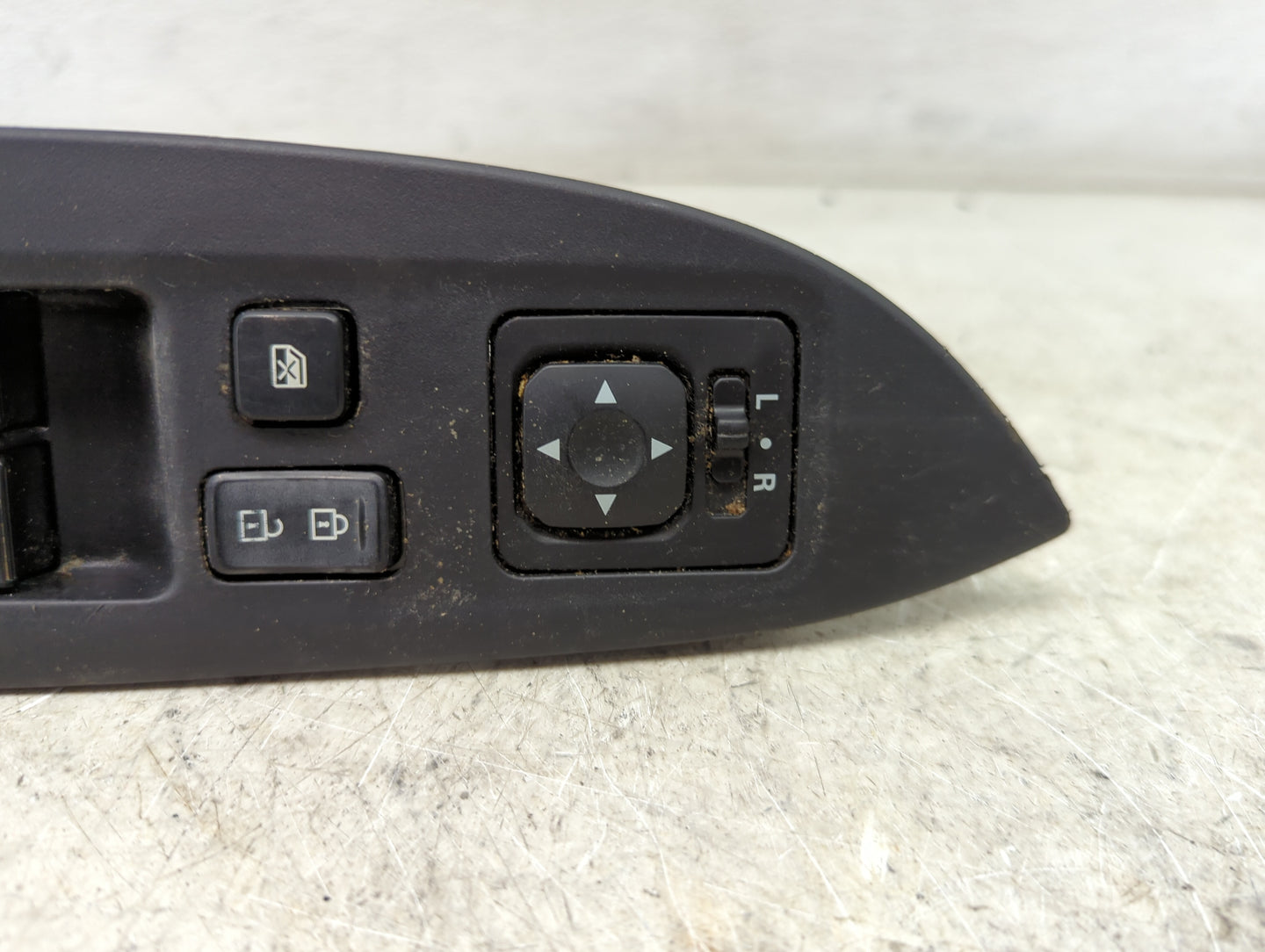 2020 Mitsubishi Outlander Master Power Window Switch Replacement Driver Side Left P/N:8608A417 Fits OEM Used Auto Parts - Oe