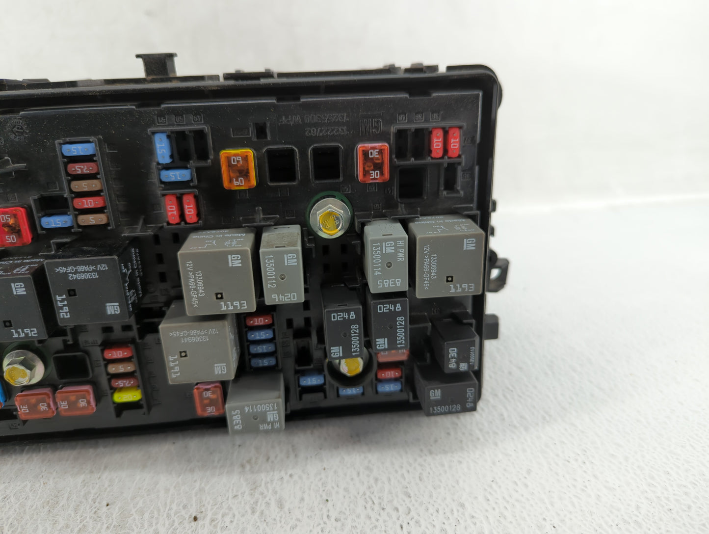 2014-2016 Mitsubishi Outlander Fusebox Fuse Box Panel Relay Module P/N:95216200_02 Fits Fits 2014 2015 2016 OEM Used Auto Pa
