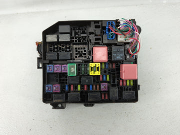 2014-2016 Mitsubishi Outlander Fusebox Fuse Box Panel Relay Module Fits Fits 2014 2015 2016 OEM Used Auto Parts