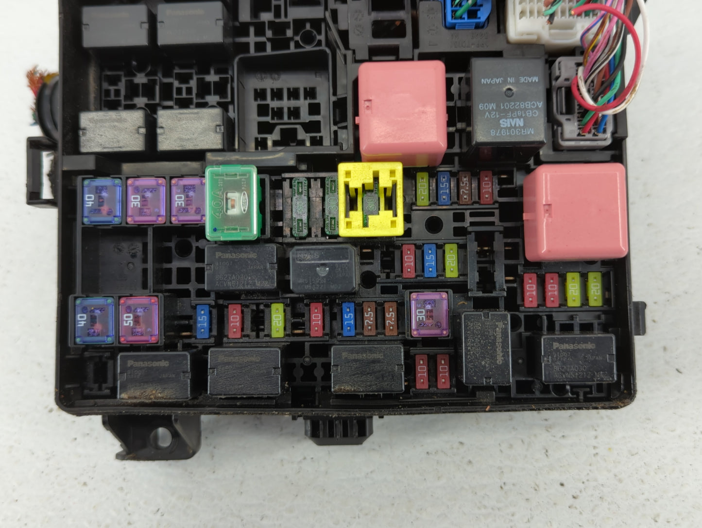 2014-2016 Mitsubishi Outlander Fusebox Fuse Box Panel Relay Module Fits Fits 2014 2015 2016 OEM Used Auto Parts - Oemusedaut
