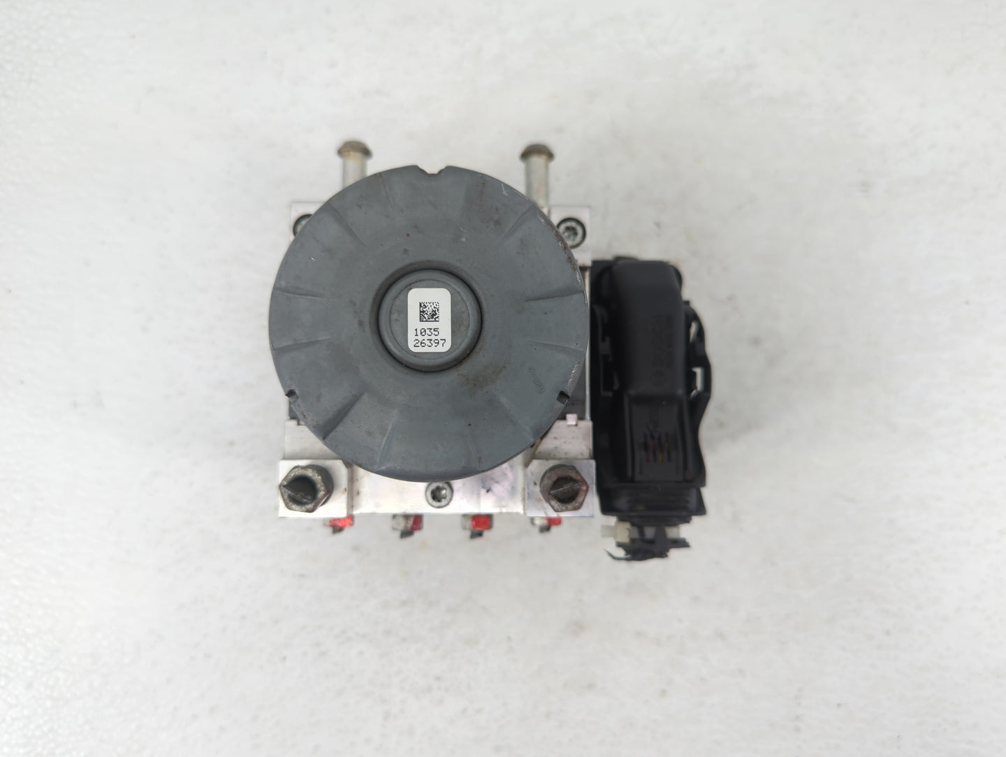 2020 Mitsubishi Outlander ABS Pump Control Module Replacement P/N:4670B745 Fits OEM Used Auto Parts - Oemusedautoparts1.com