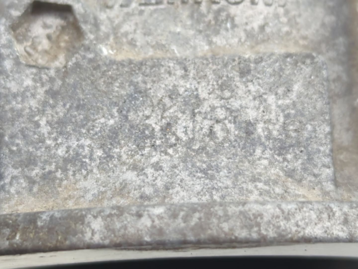 2020 Mitsubishi Outlander Throttle Body Fits OEM Used Auto Parts - Oemusedautoparts1.com