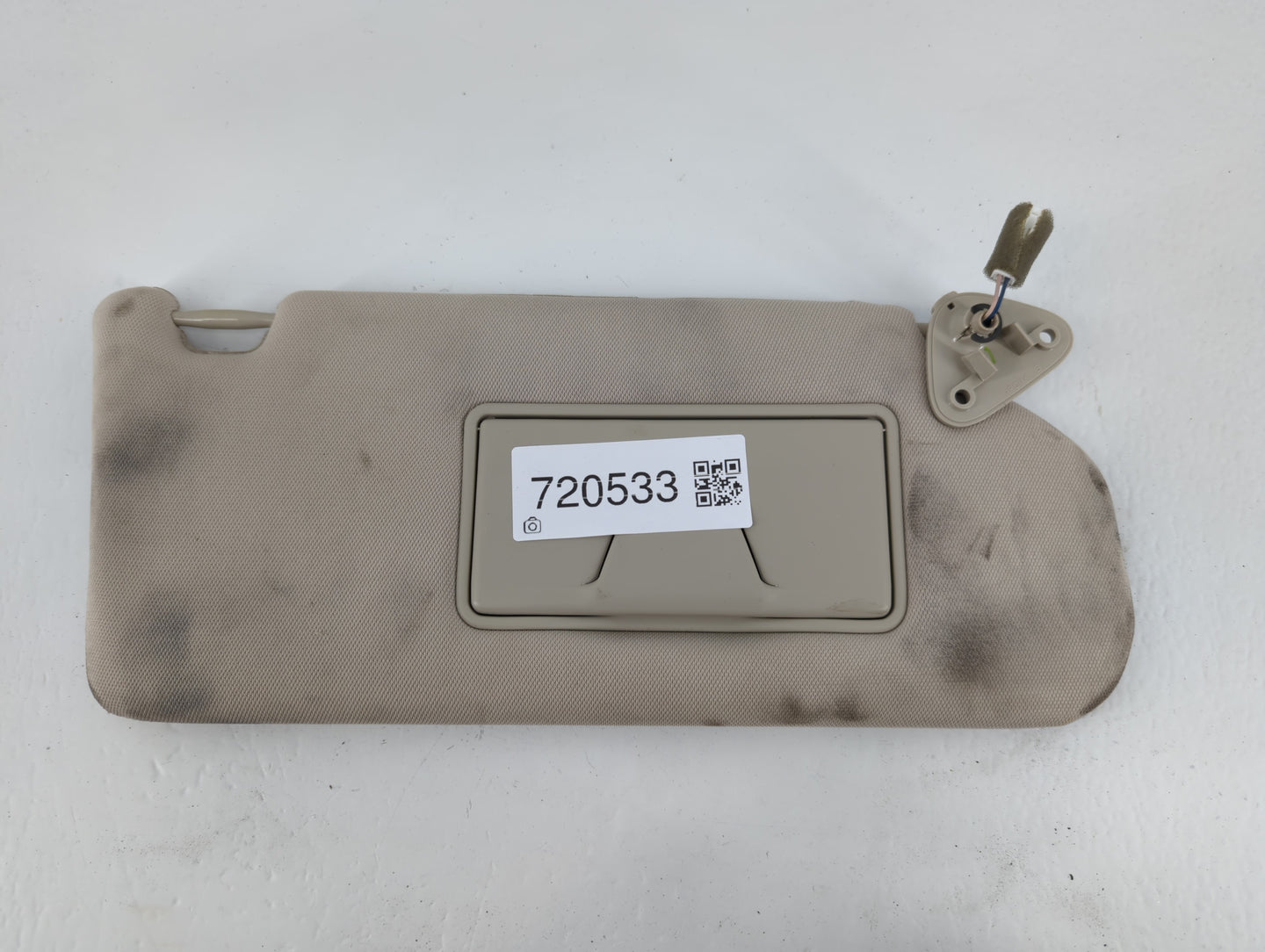 2020 Mitsubishi Outlander Sun Visor Shade Replacement Driver Left Mirror Fits OEM Used Auto Parts - Oemusedautoparts1.com