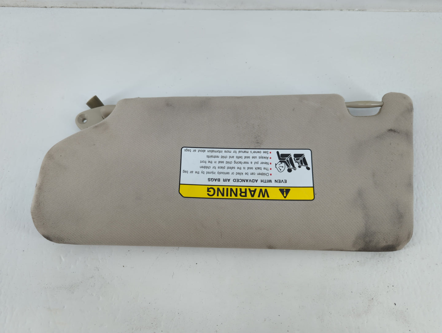 2020 Mitsubishi Outlander Sun Visor Shade Replacement Driver Left Mirror Fits OEM Used Auto Parts - Oemusedautoparts1.com