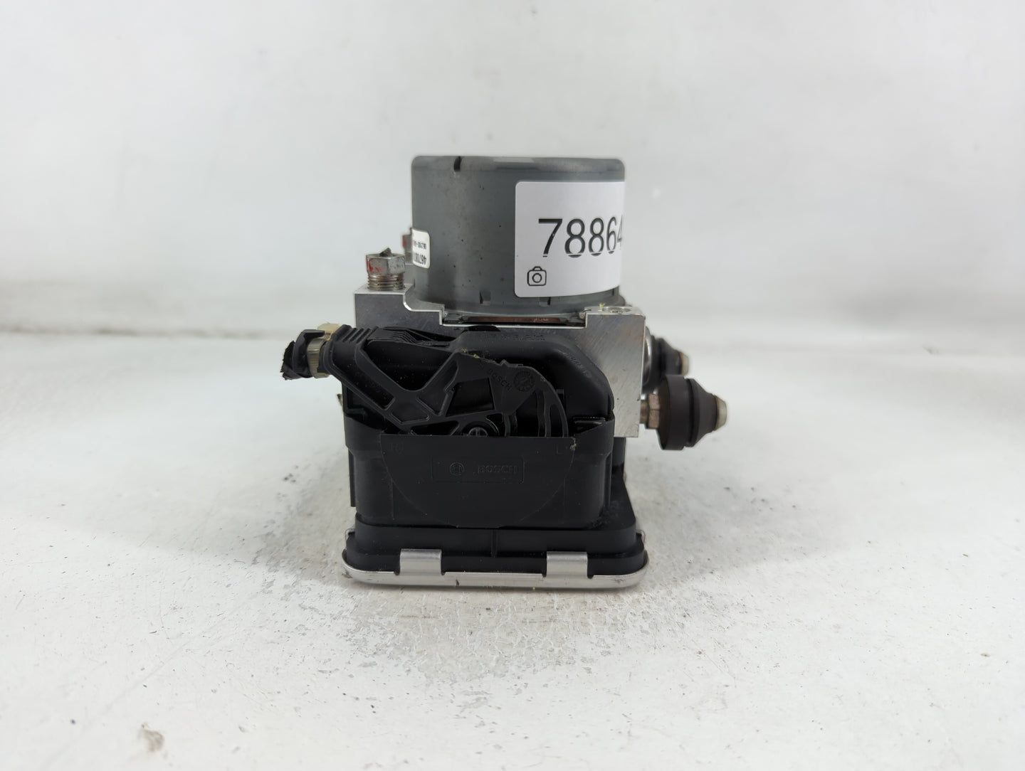 2020 Mitsubishi Outlander ABS Pump Control Module Replacement P/N:4670B745 Fits OEM Used Auto Parts - Oemusedautoparts1.com
