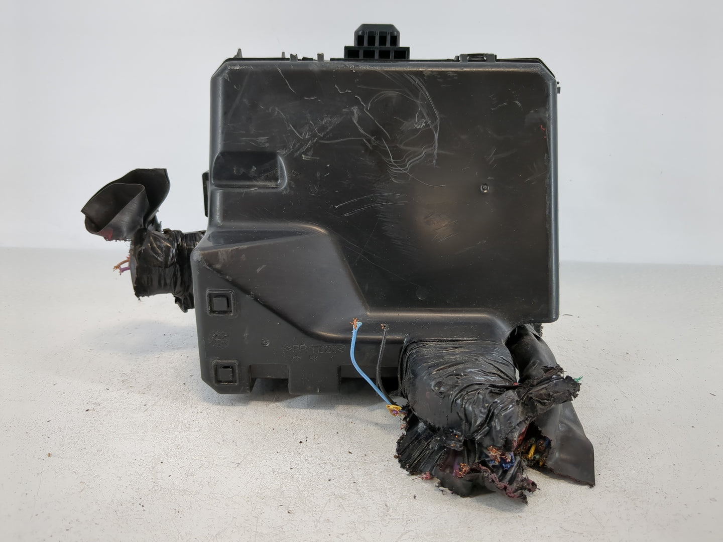 2012-2017 Mitsubishi Outlander Sport Fusebox Fuse Box Panel Relay Module Fits Fits 2012 2013 2014 2015 2016 2017 OEM Used Au