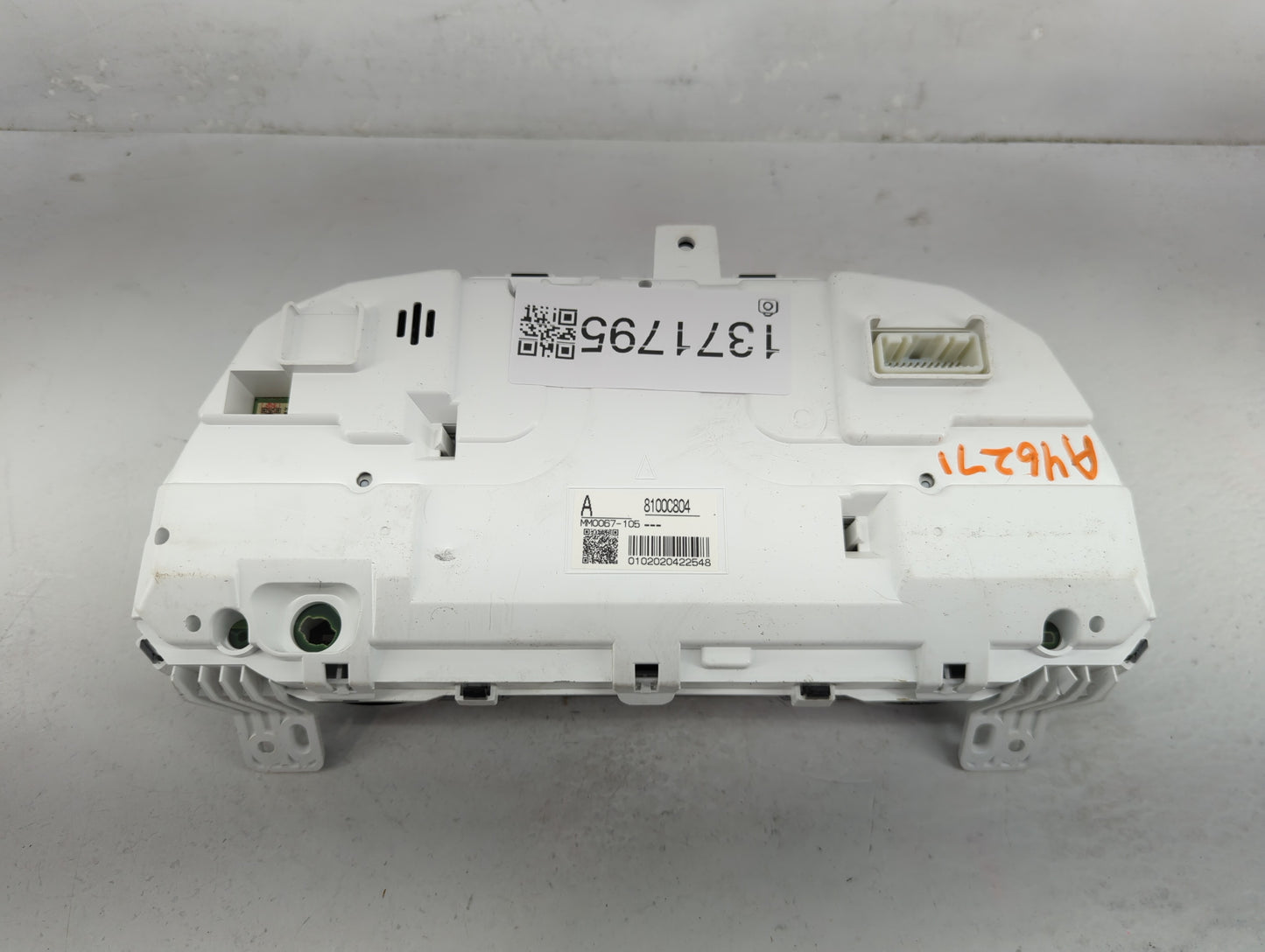 2020 Mitsubishi Outlander Sport Instrument Cluster Speedometer Gauges P/N:8100C804 Fits OEM Used Auto Parts - Oemusedautopar