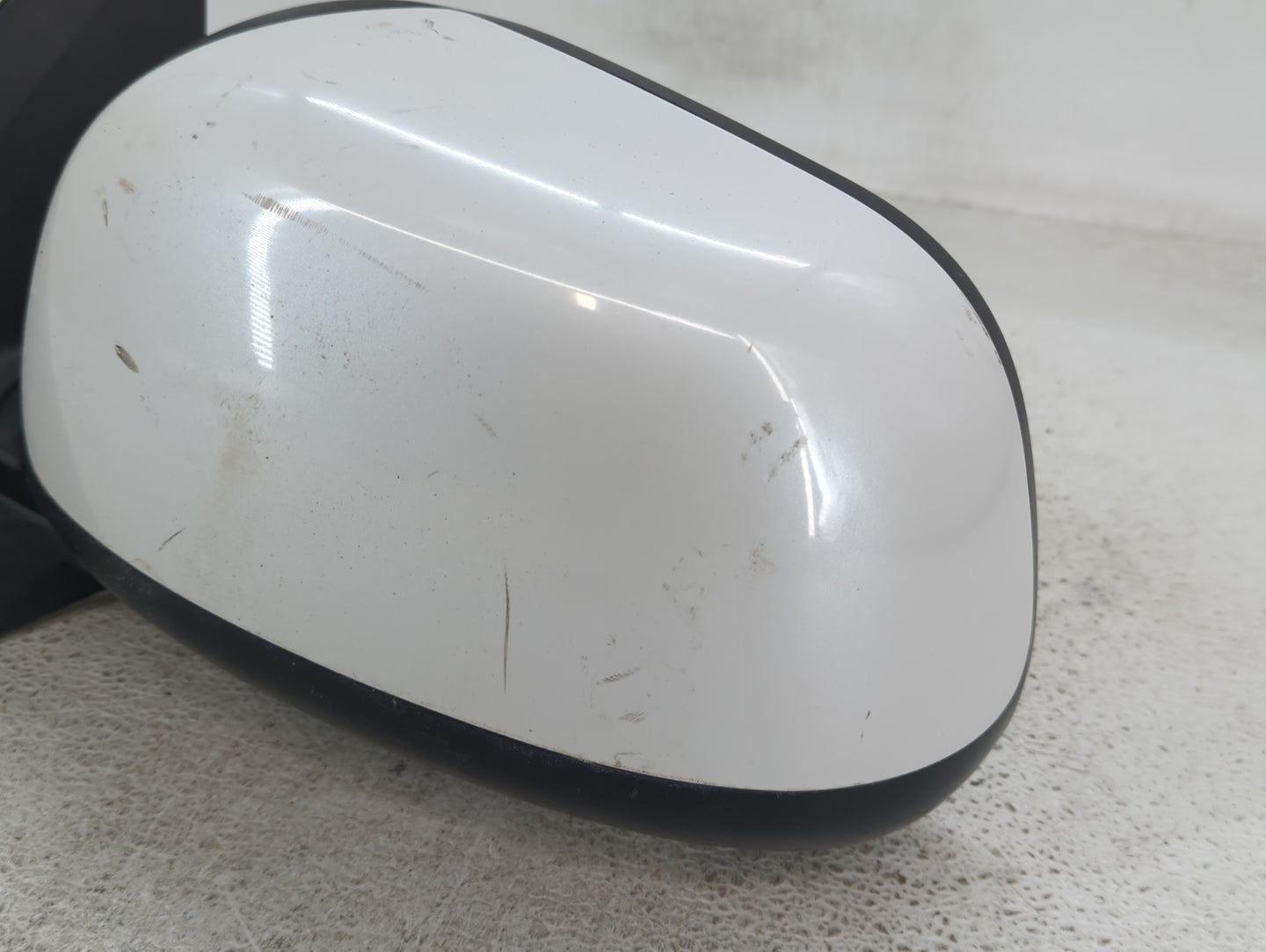 2015-2017 Mitsubishi Outlander Sport Driver Side View Mirror - Left Door Mirror OEM Used - Oemusedautoparts1.com