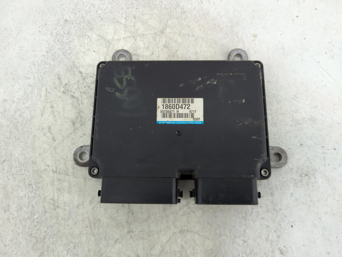 2020 Mitsubishi Outlander Sport PCM Engine Control Computer ECU ECM PCU OEM P/N:1860D472 E6T86871 Fits OEM Used Auto Parts -