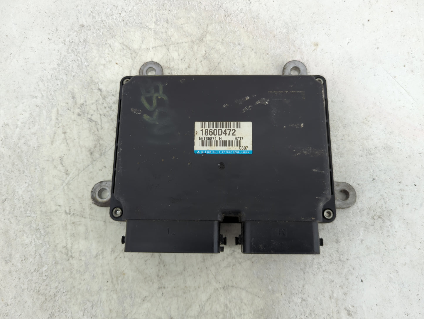 2020 Mitsubishi Outlander Sport PCM Engine Control Computer ECU ECM PCU OEM P/N:1860D472 E6T86871 Fits OEM Used Auto Parts -