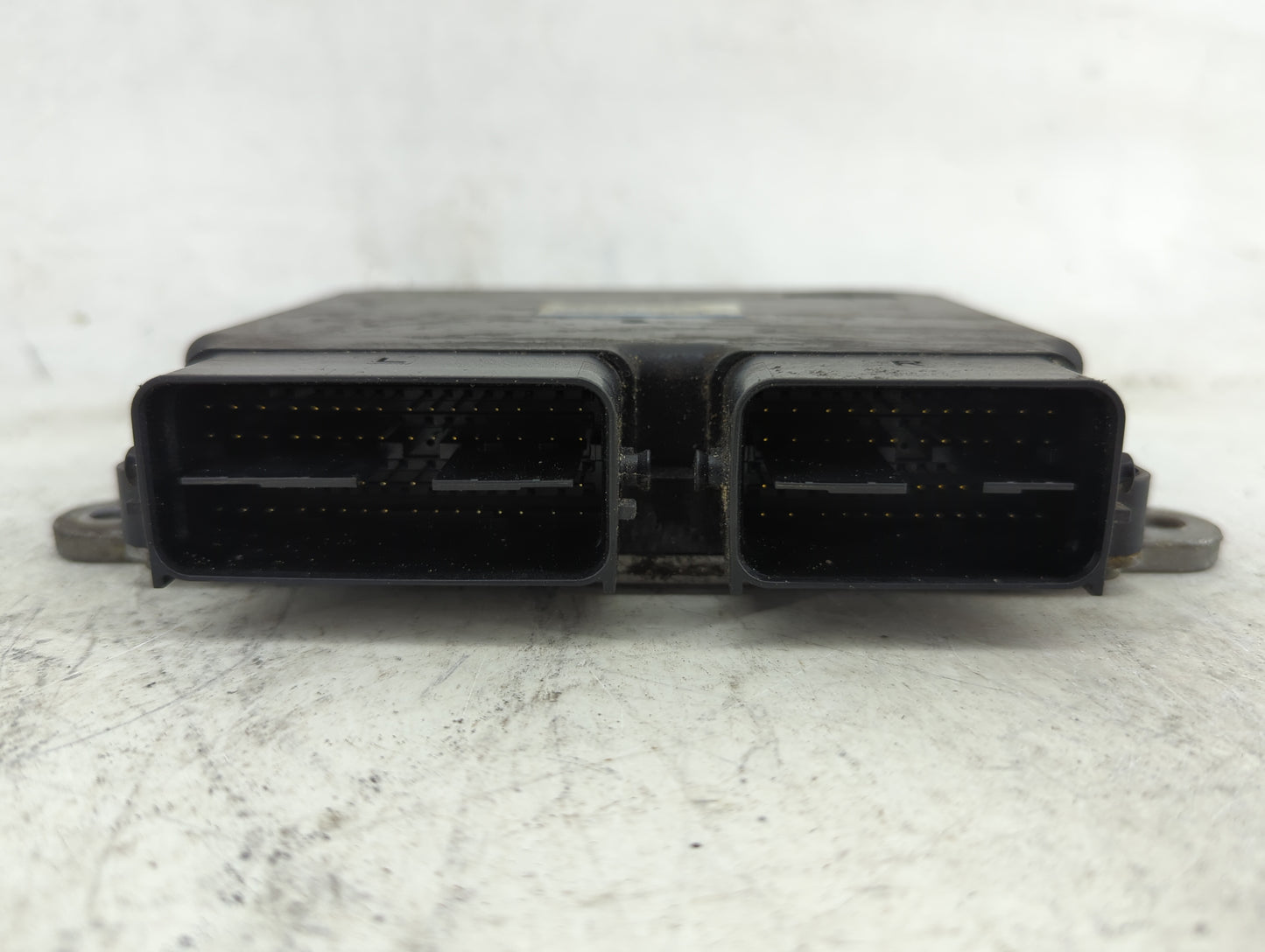 2020 Mitsubishi Outlander Sport PCM Engine Control Computer ECU ECM PCU OEM P/N:1860D472 E6T86871 Fits OEM Used Auto Parts -