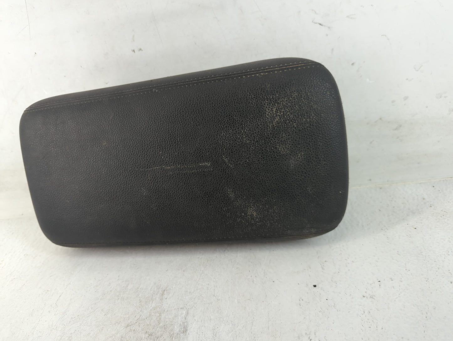 2020 Mitsubishi Outlander Sport Center Console Armrest Cover Lid Fits OEM Used Auto Parts - Oemusedautoparts1.com