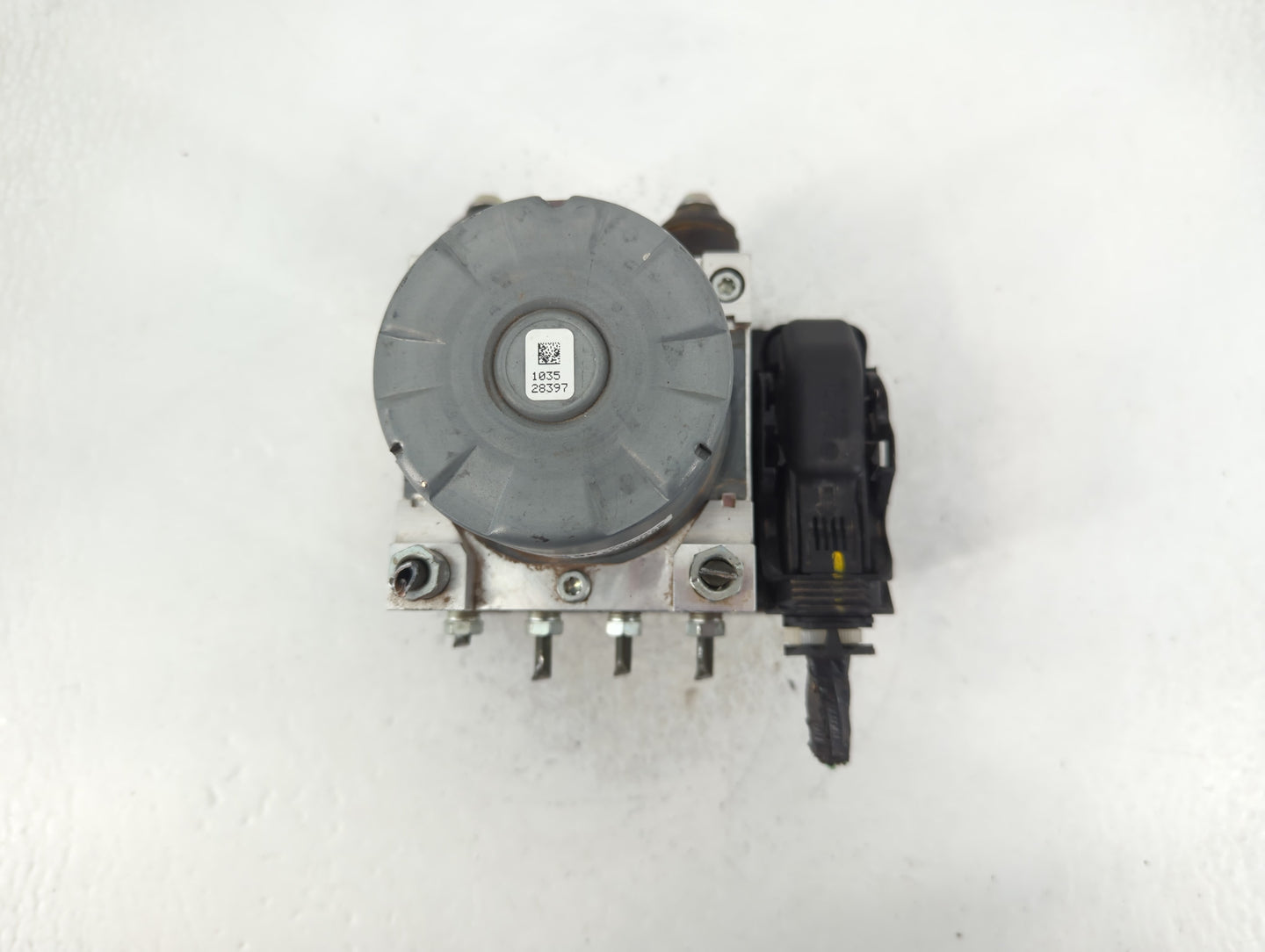 2020 Mitsubishi Outlander Sport ABS Pump Control Module Replacement P/N:4670B674 Fits OEM Used Auto Parts - Oemusedautoparts