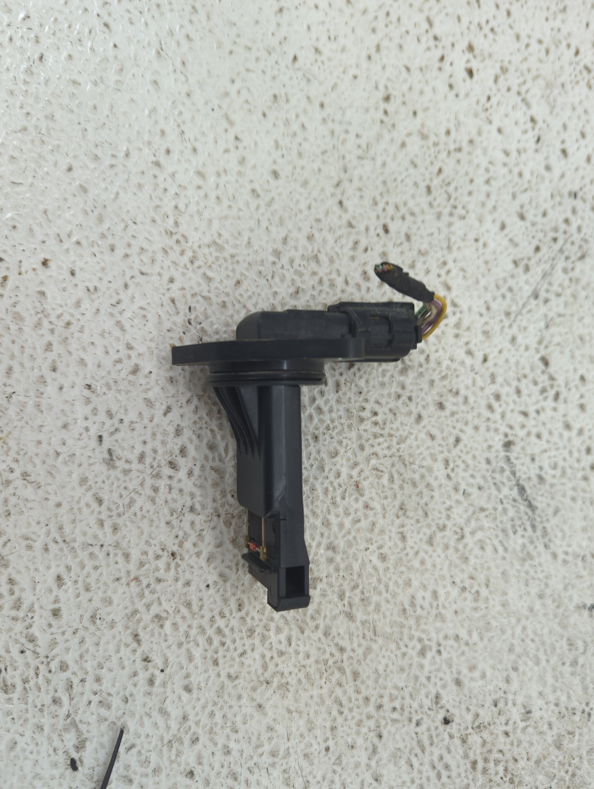 2014-2017 Mitsubishi Rvr Mass Air Flow Meter Maf Sensor 1487313 - Oemusedautoparts1.com