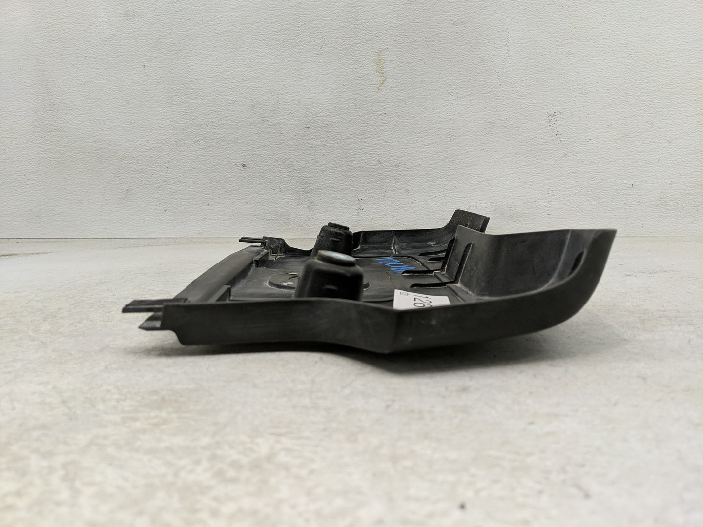 2020 Nissan 370z Engine Cover - Oemusedautoparts1.com