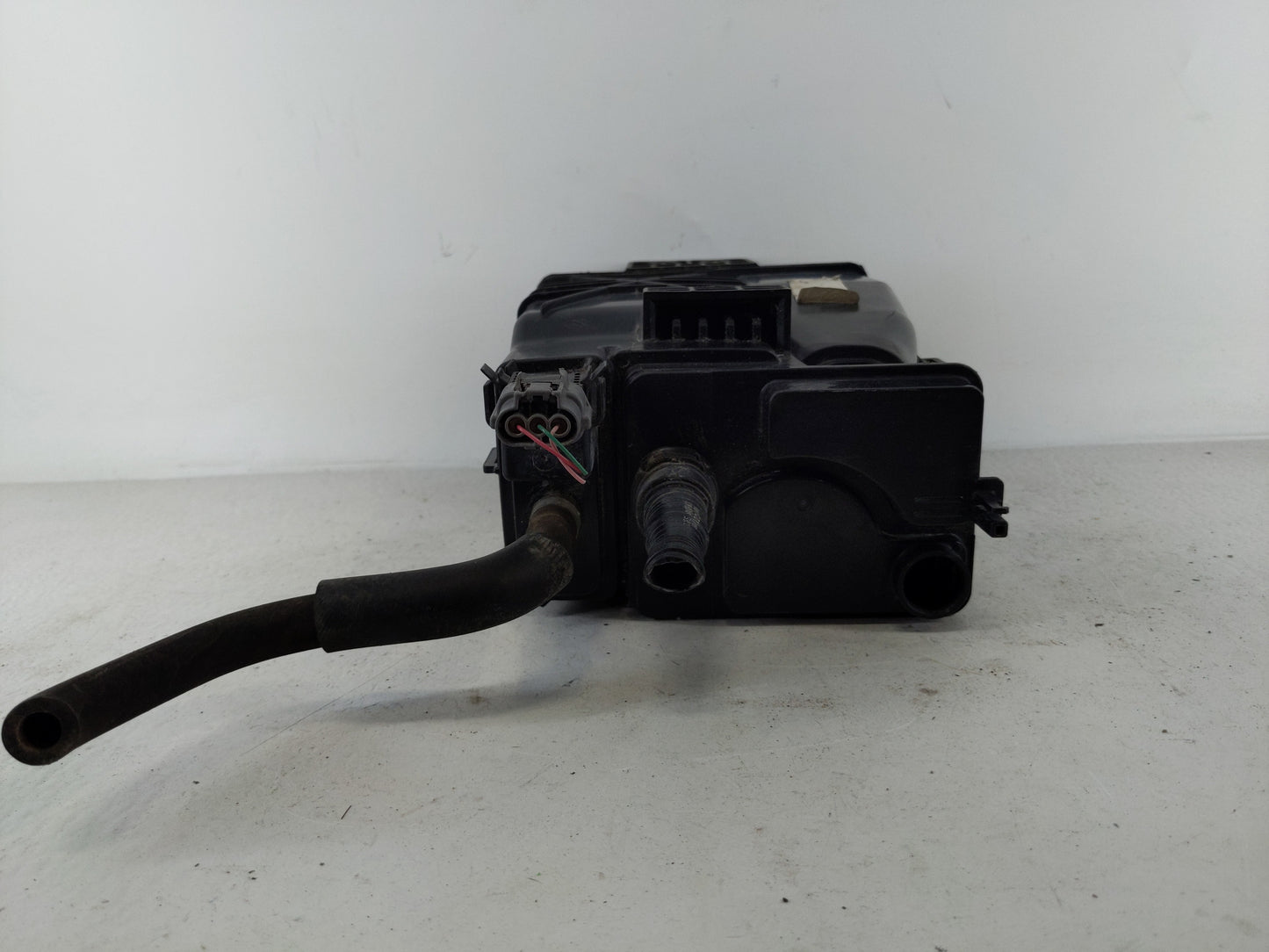 2020 Nissan Altima Fuel Vapor Charcoal Canister - Oemusedautoparts1.com