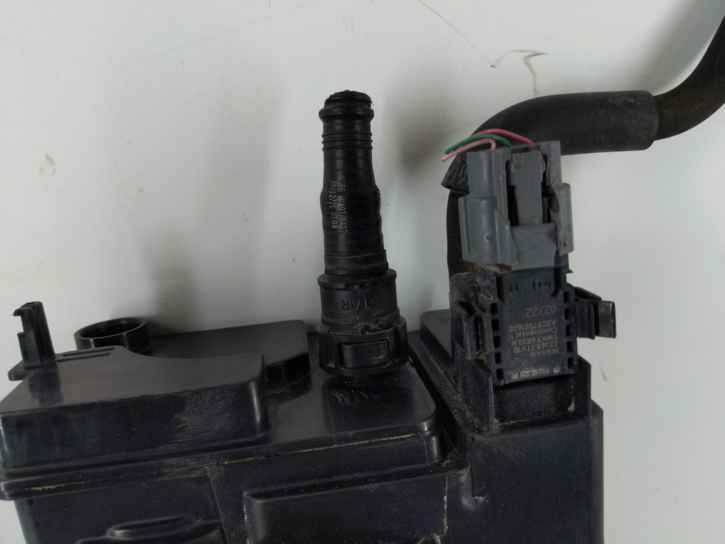 2020 Nissan Altima Fuel Vapor Charcoal Canister - Oemusedautoparts1.com