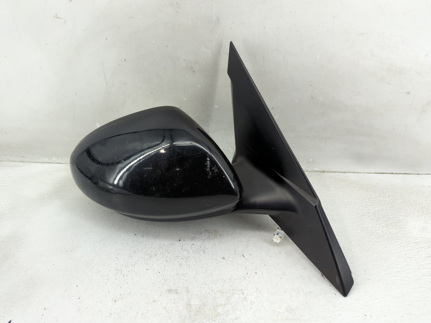 2019-2022 Nissan Altima Passenger Side View Mirror - Right Door Mirror OEM Used - Oemusedautoparts1.com