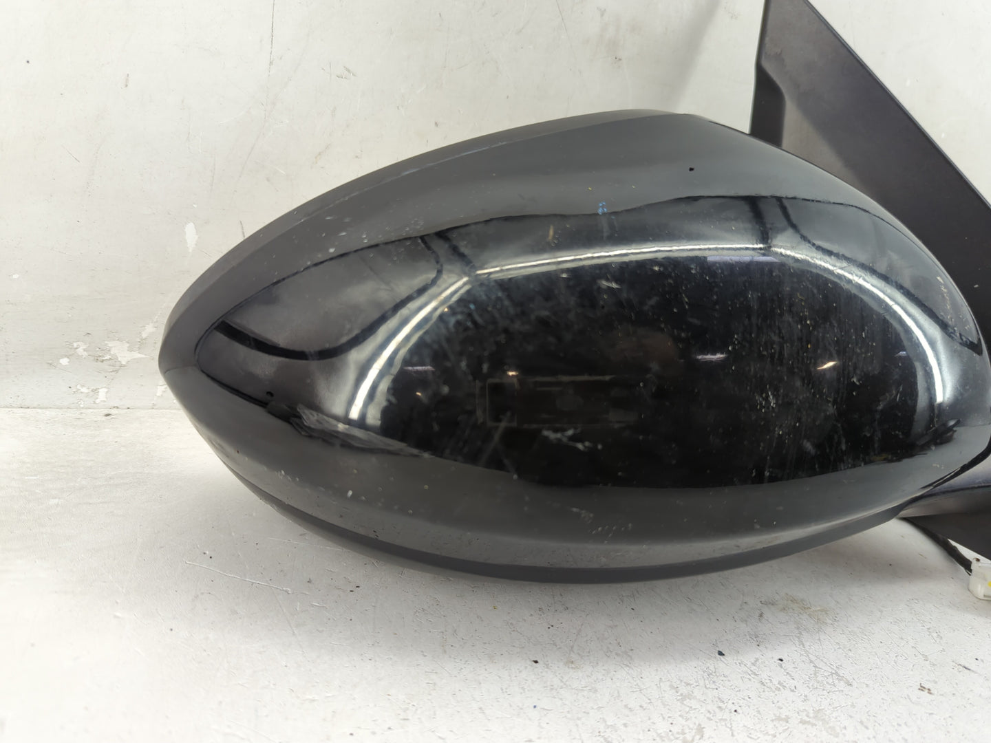 2019-2022 Nissan Altima Passenger Side View Mirror - Right Door Mirror OEM Used - Oemusedautoparts1.com