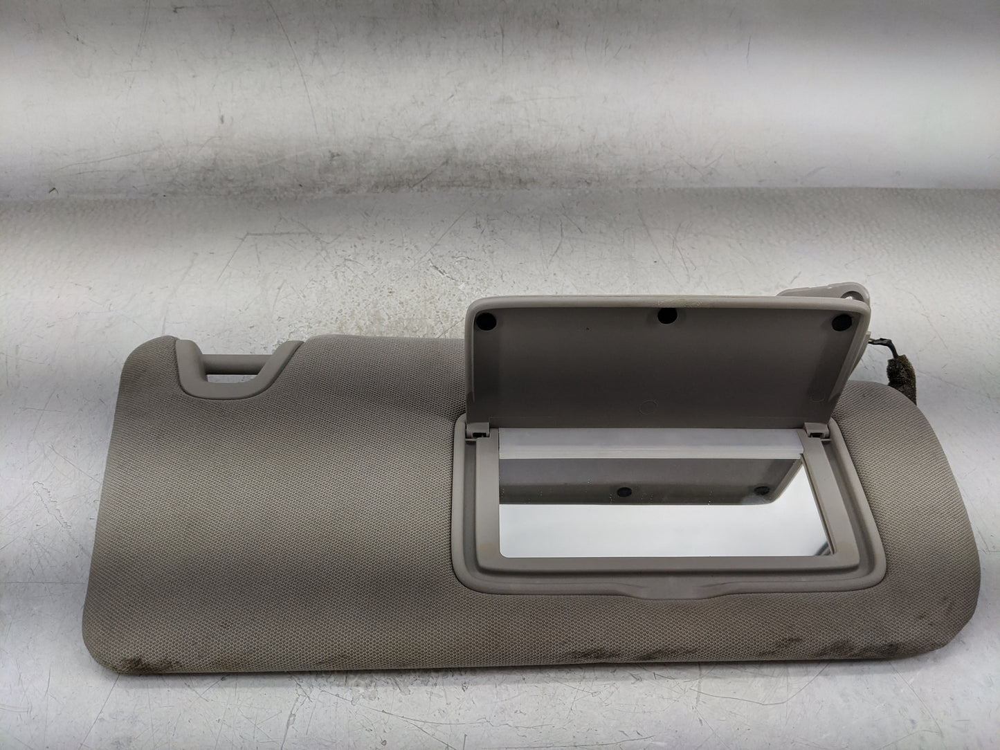 2019-2020 Nissan Altima Sun Visor Shade Replacement Passenger Right Mirror Fits Fits 2019 2020 OEM Used Auto Parts - Oemused