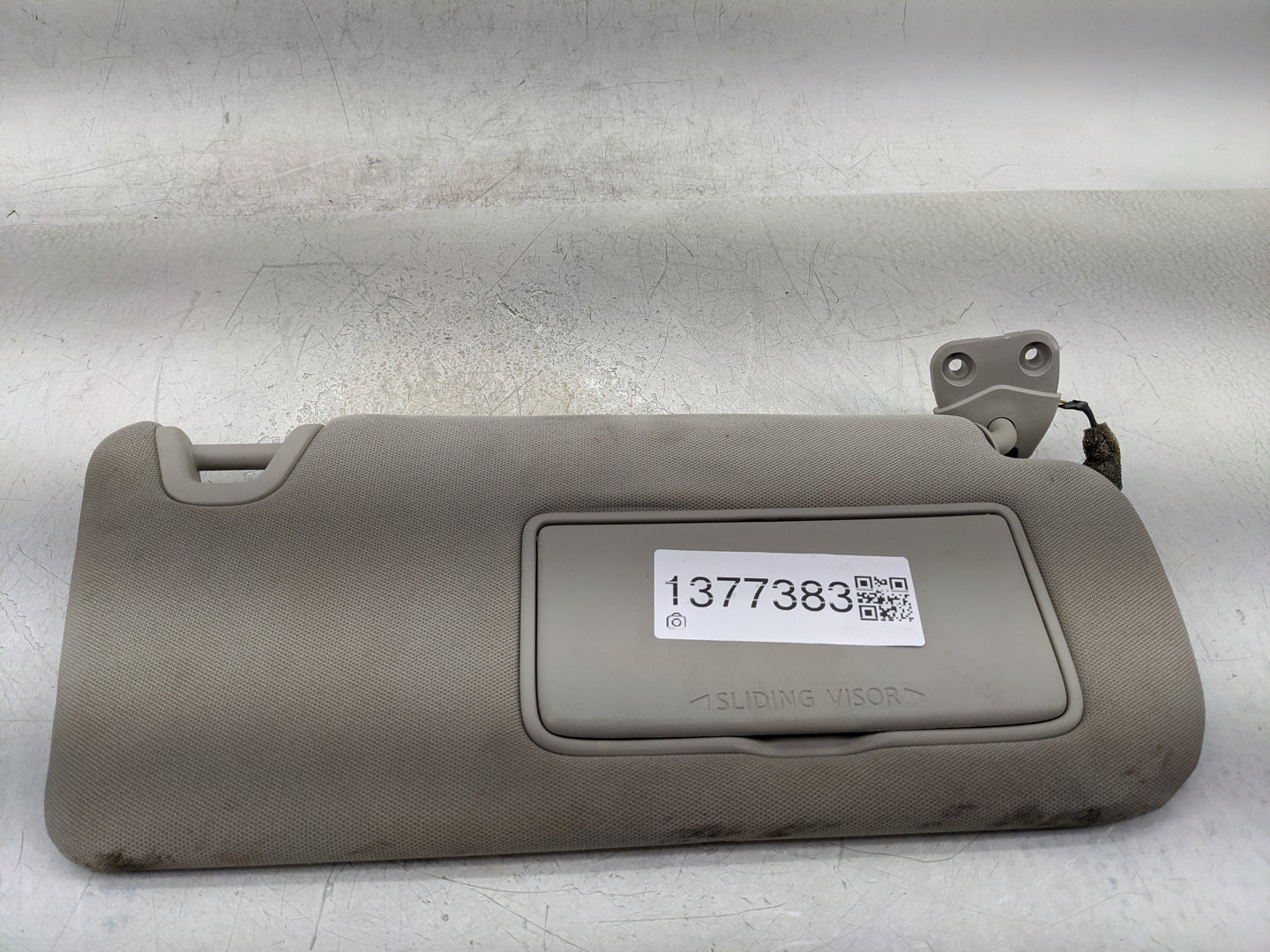 2019-2020 Nissan Altima Sun Visor Shade Replacement Passenger Right Mirror Fits Fits 2019 2020 OEM Used Auto Parts - Oemused