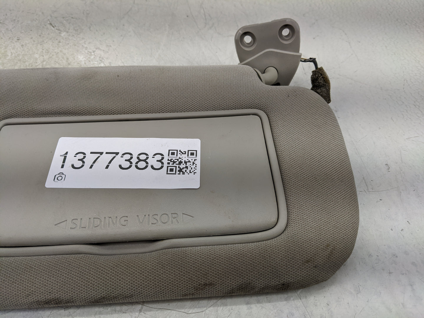 2019-2020 Nissan Altima Sun Visor Shade Replacement Passenger Right Mirror Fits Fits 2019 2020 OEM Used Auto Parts - Oemused
