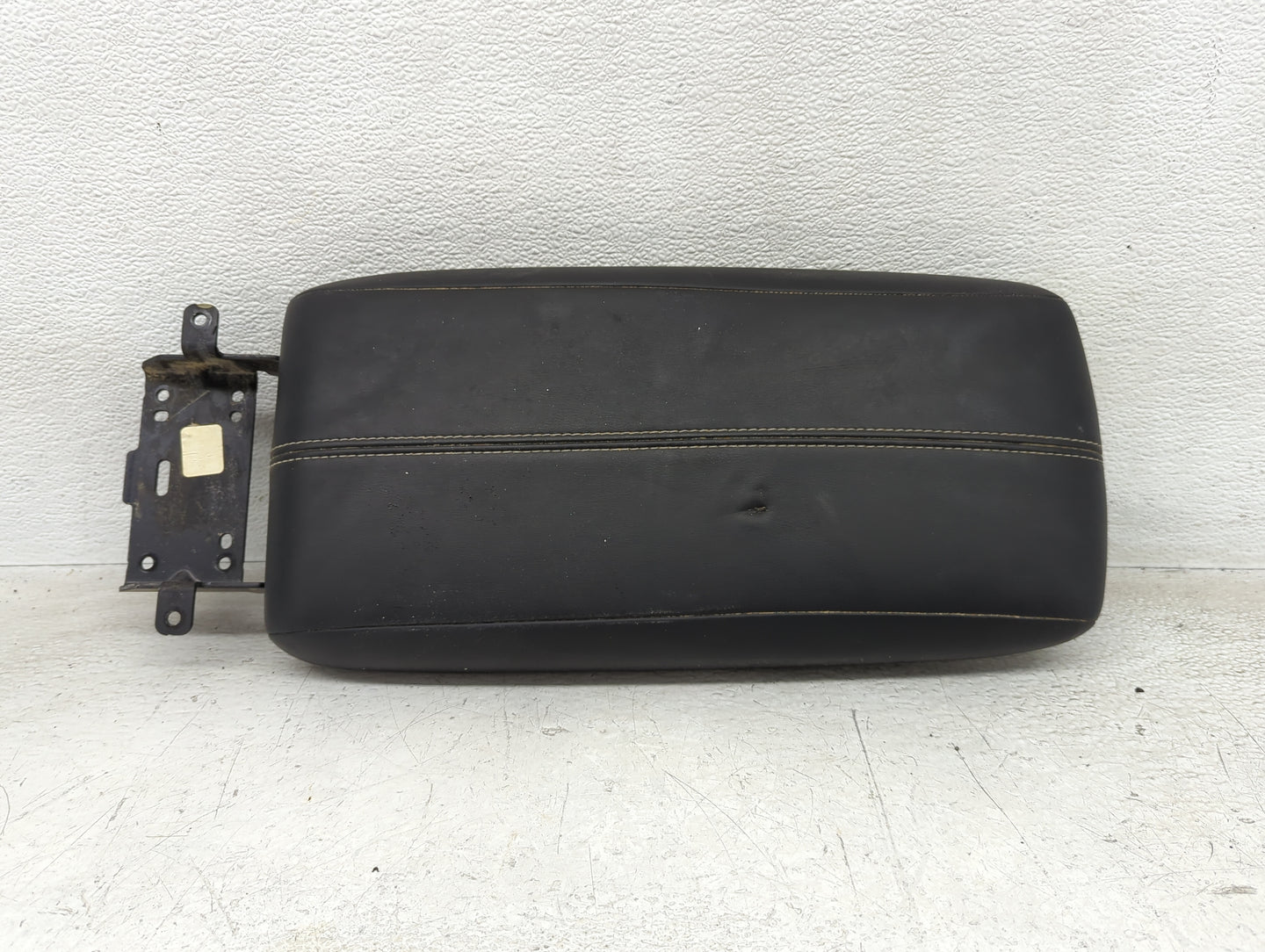 2020 Nissan Altima Center Console Armrest Cover Lid Fits OEM Used Auto Parts - Oemusedautoparts1.com