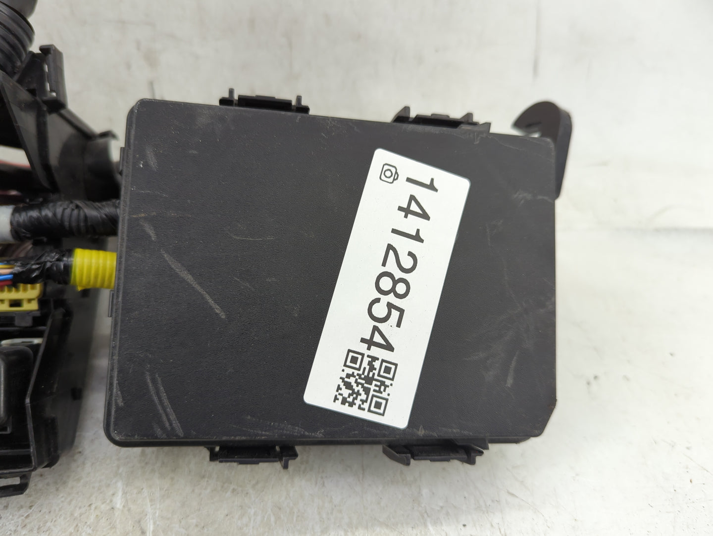 2019-2022 Nissan Altima Fusebox Fuse Box Panel Relay Module P/N:9HJ0A Fits Fits 2019 2020 2021 2022 OEM Used Auto Parts - Oe