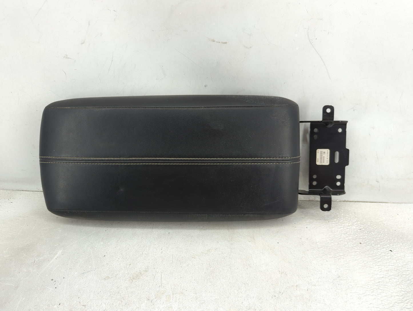 2020 Nissan Altima Center Console Armrest Cover Lid P/N:969206CA0A Fits OEM Used Auto Parts - Oemusedautoparts1.com
