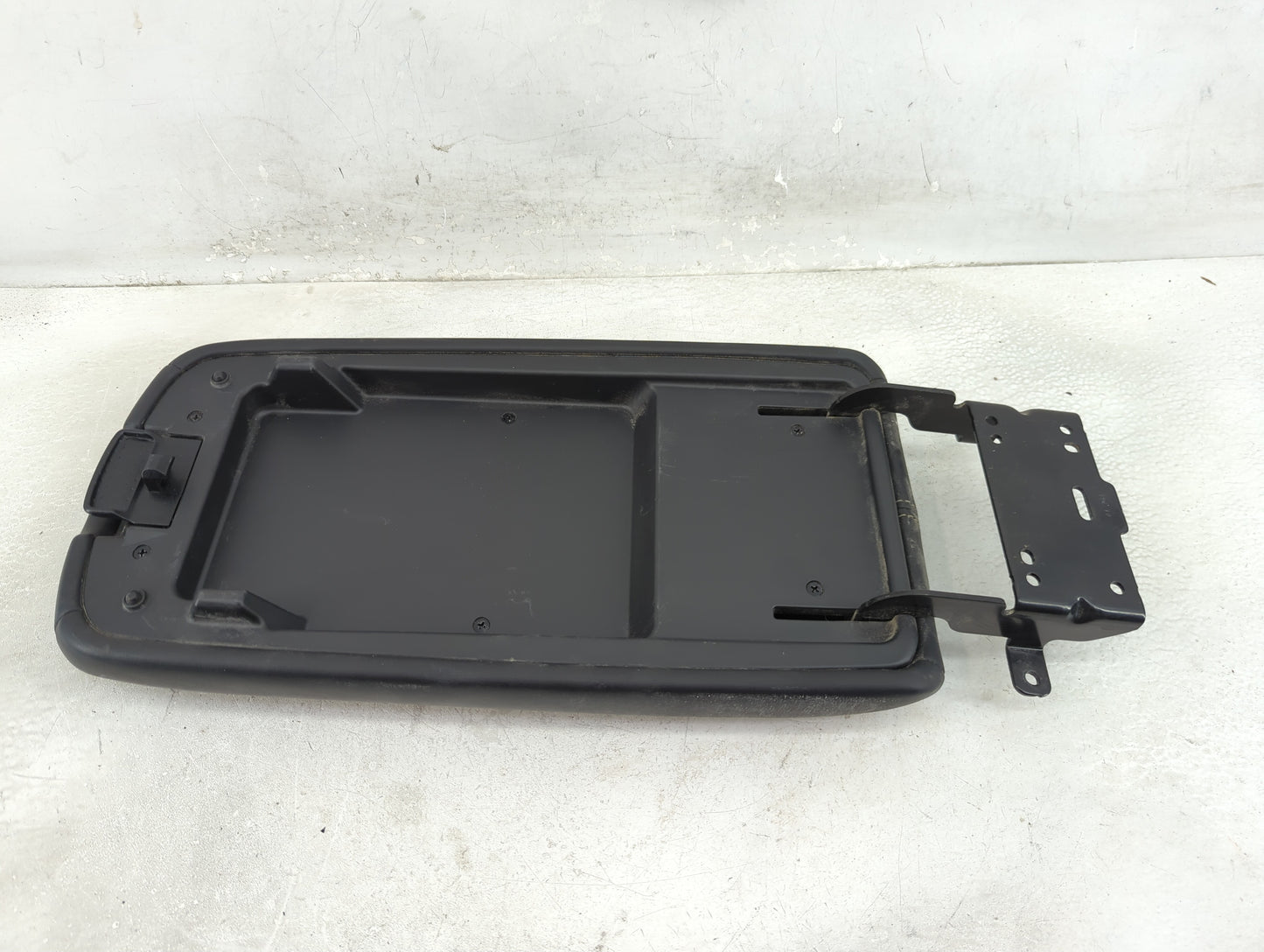 2020 Nissan Altima Center Console Armrest Cover Lid P/N:969206CA0A Fits OEM Used Auto Parts - Oemusedautoparts1.com