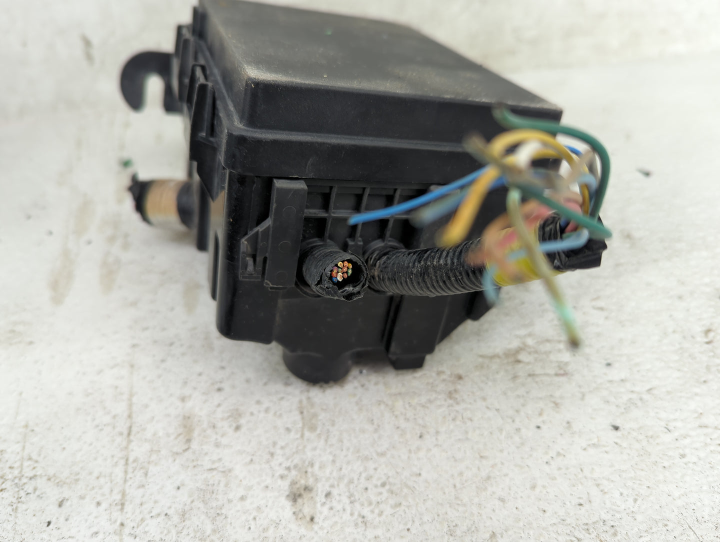 2019-2022 Nissan Altima Fusebox Fuse Box Panel Relay Module Fits Fits 2019 2020 2021 2022 OEM Used Auto Parts - Oemusedautop