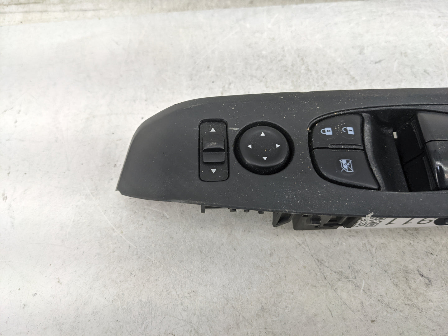 2019-2022 Nissan Altima Master Power Window Switch Replacement Driver Side Left P/N:25401 6CA0A 25570 5RA0A Fits OEM Used Au