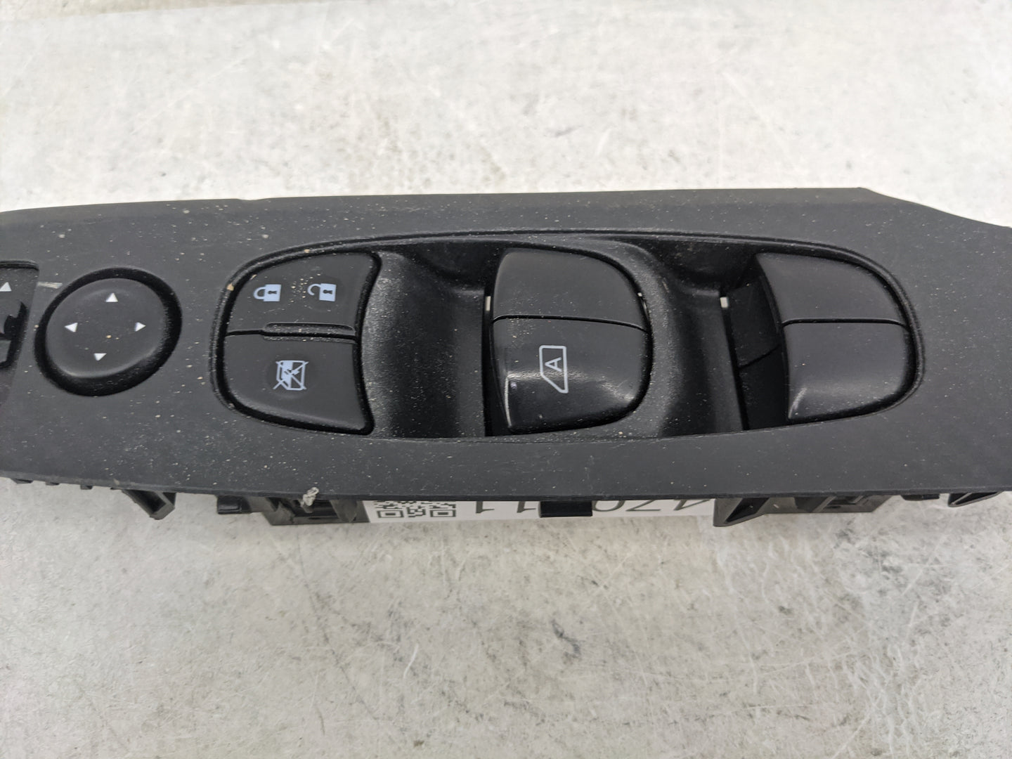 2019-2022 Nissan Altima Master Power Window Switch Replacement Driver Side Left P/N:25401 6CA0A 25570 5RA0A Fits OEM Used Au