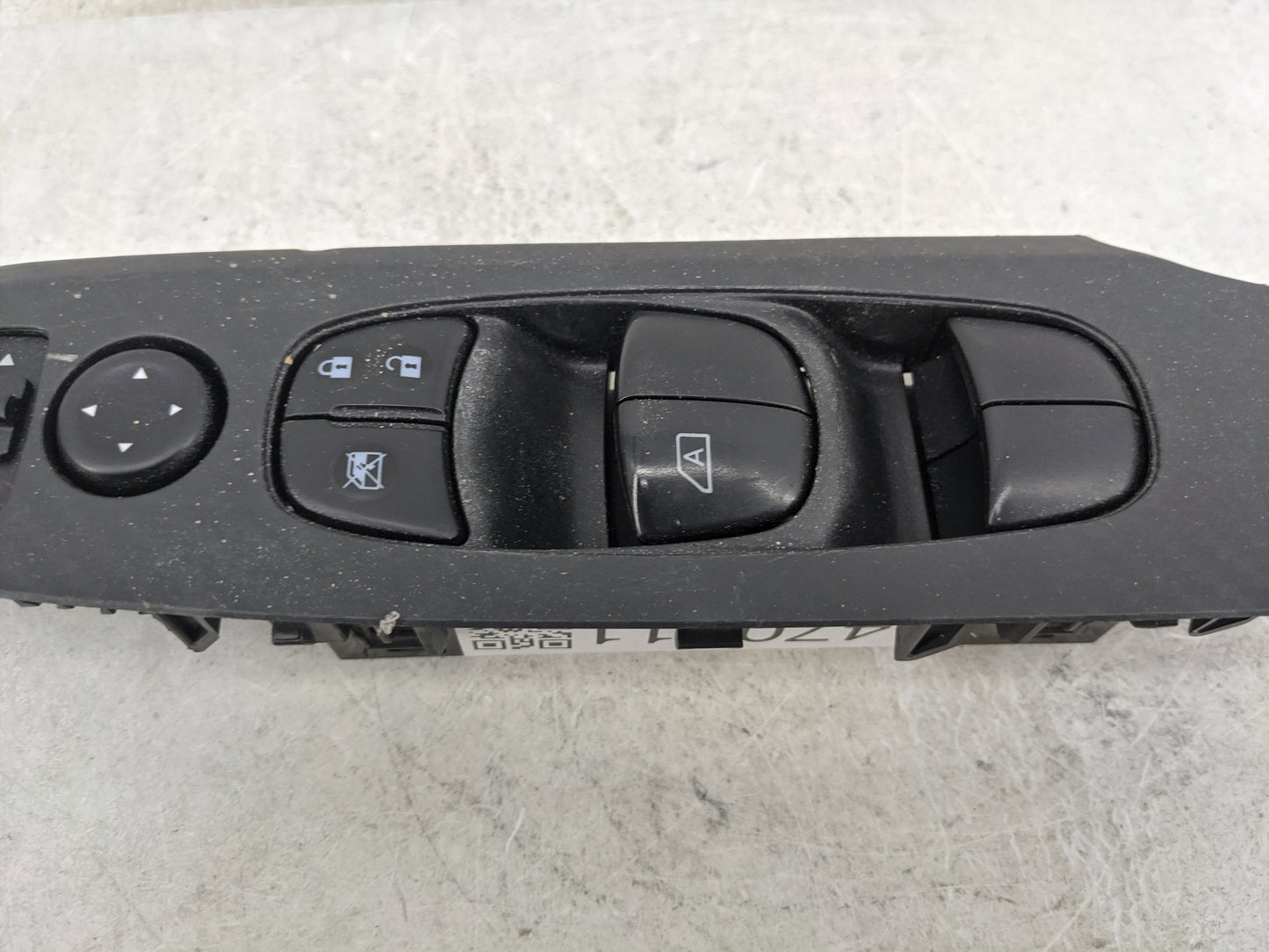 2019-2022 Nissan Altima Master Power Window Switch Replacement Driver Side Left P/N:25401 6CA0A 25570 5RA0A Fits OEM Used Au