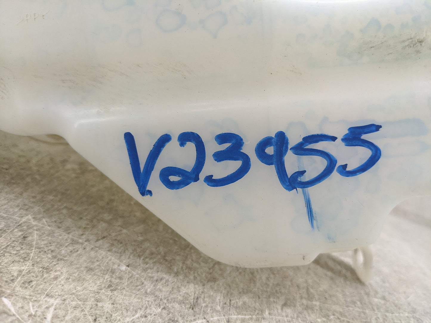2020 Nissan Altima Windshield Washer Fluid Reservoir Bottle Oem - Oemusedautoparts1.com