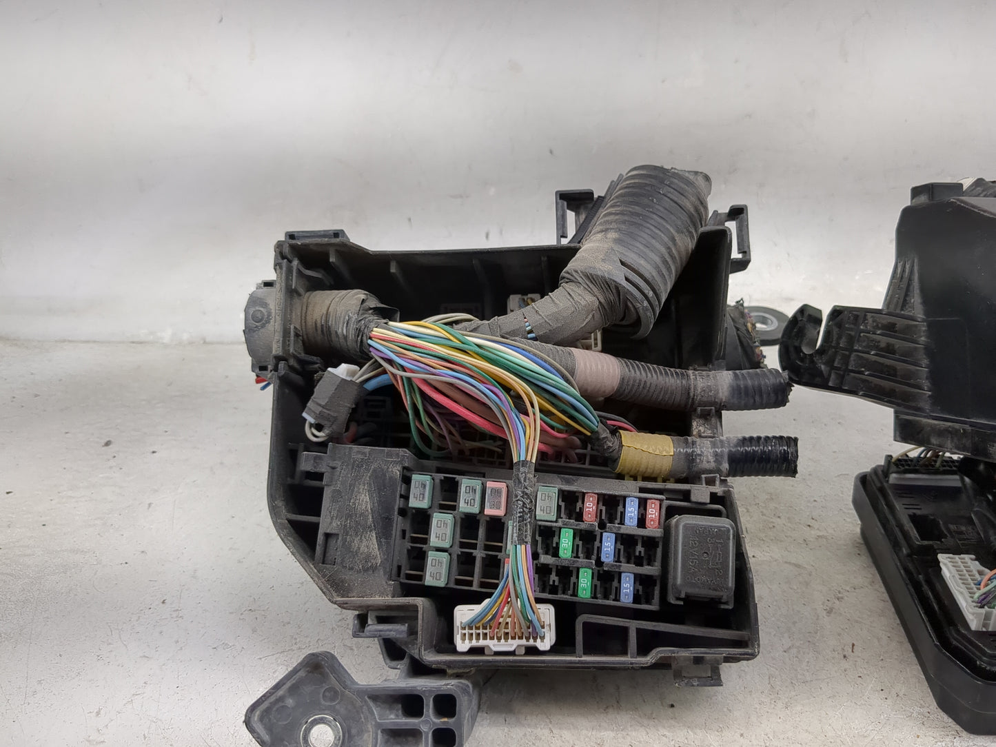 2019-2022 Nissan Altima Fusebox Fuse Box Panel Relay Module Fits Fits 2019 2020 2021 2022 OEM Used Auto Parts - Oemusedautop