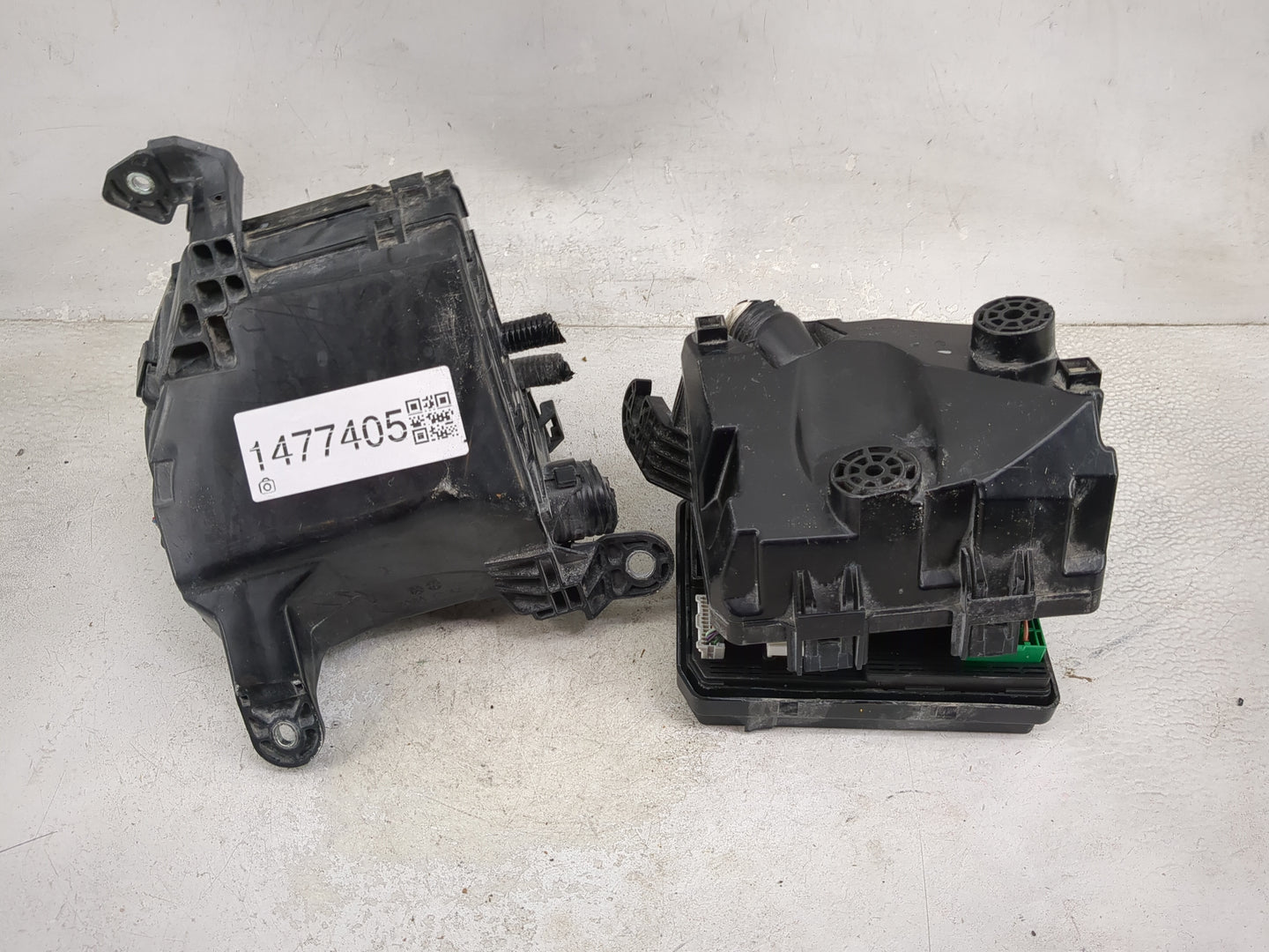 2019-2022 Nissan Altima Fusebox Fuse Box Panel Relay Module Fits Fits 2019 2020 2021 2022 OEM Used Auto Parts - Oemusedautop