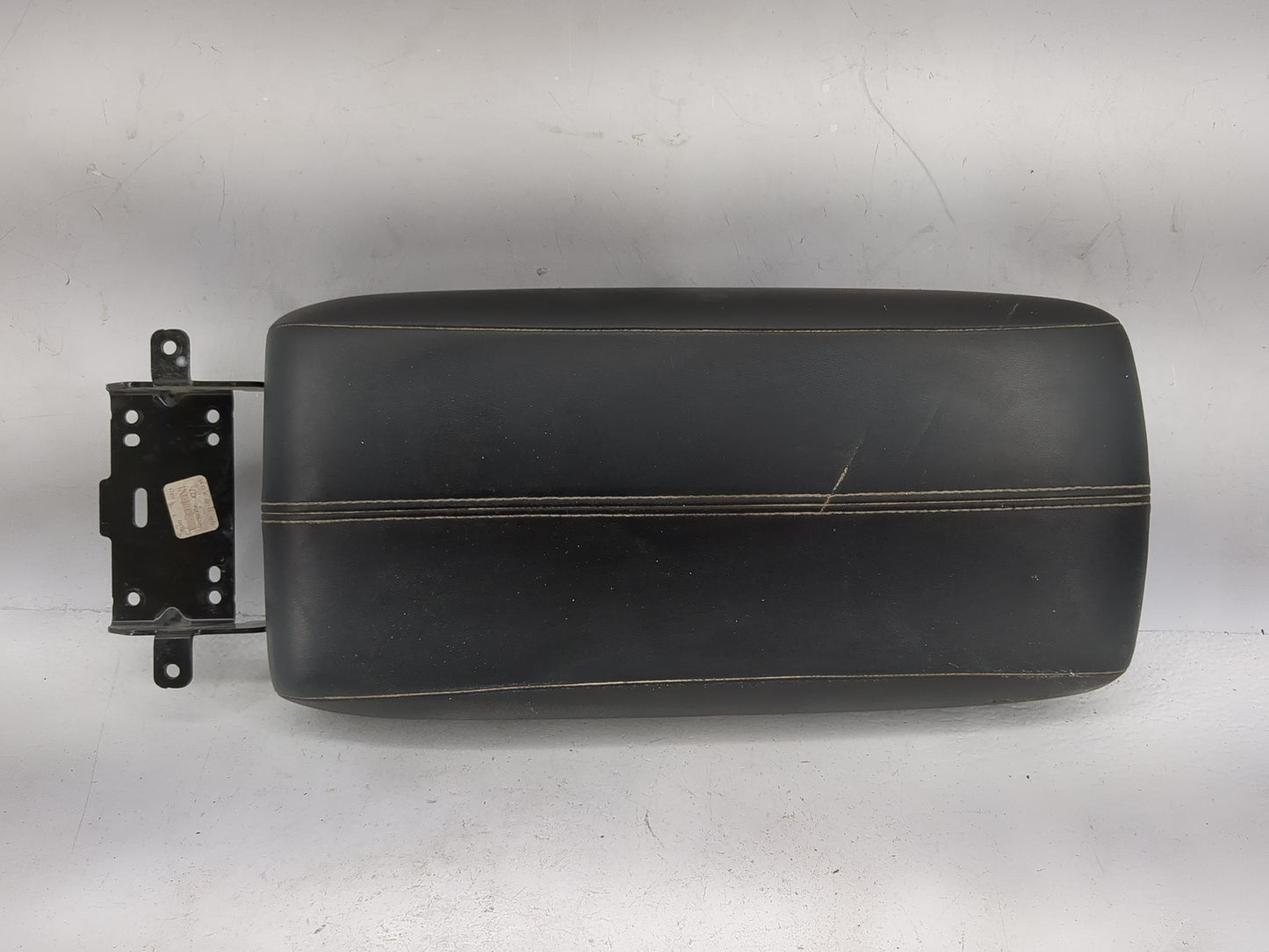 2019-2022 Nissan Altima Center Console Armrest Cover Lid P/N:969206CA0A Fits Fits 2019 2020 2021 2022 OEM Used Auto Parts - 