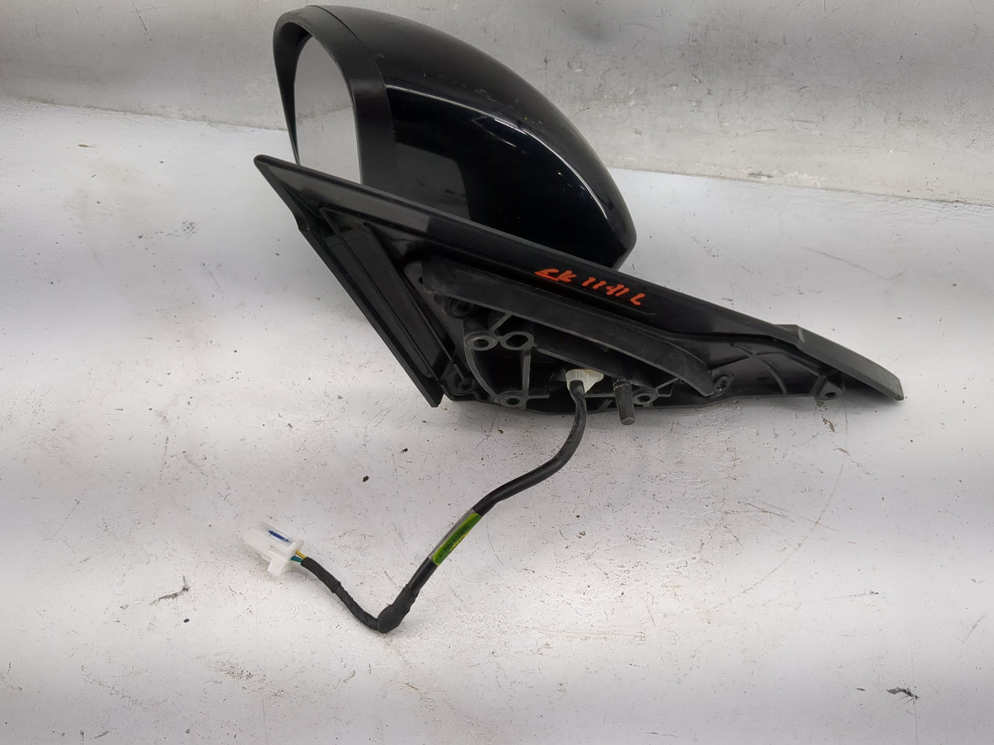 2019-2022 Nissan Altima Driver Side View Mirror - Left Door Mirror OEM Used - Oemusedautoparts1.com
