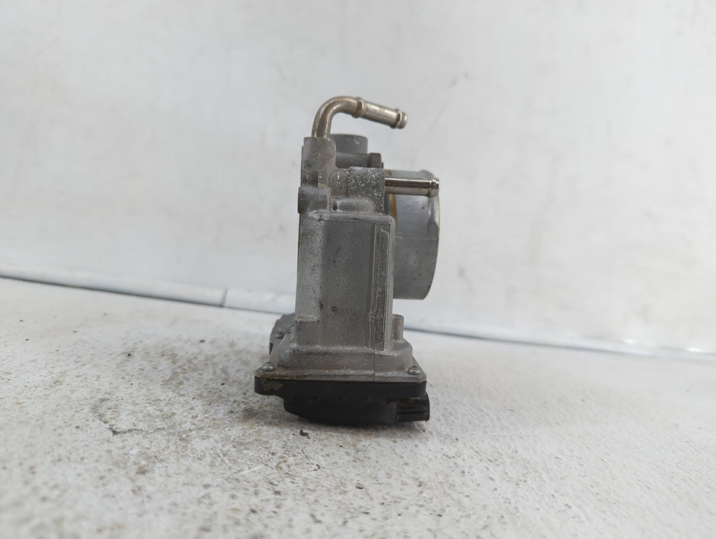 2019 Nissan Altima Throttle Body P/N:4TA60-01 B 4TA60-01 Fits OEM Used Auto Parts - Oemusedautoparts1.com