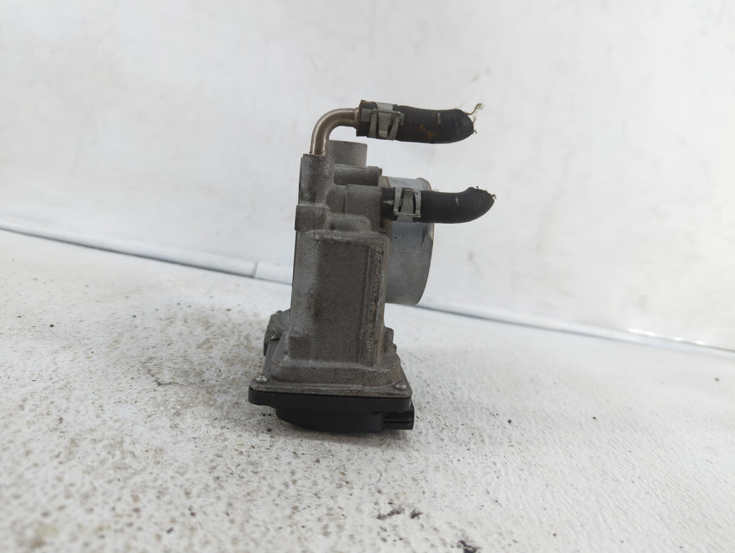 2019 Nissan Altima Throttle Body P/N:4TA60-01 B 4TA60-01 Fits OEM Used Auto Parts - Oemusedautoparts1.com