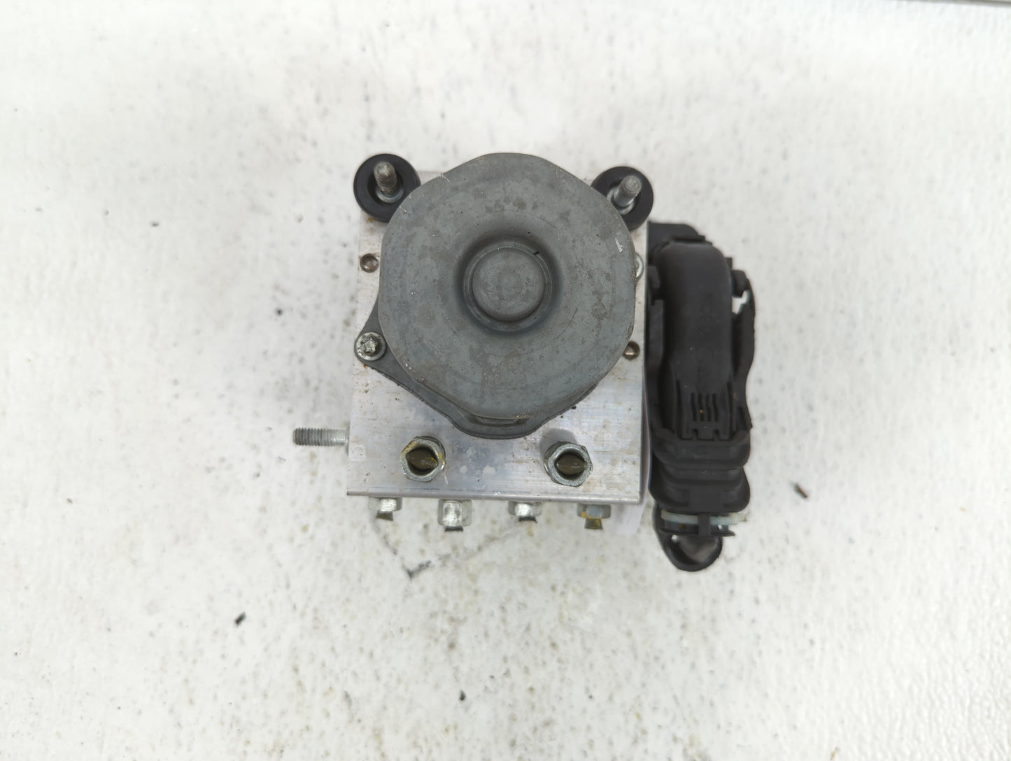 2019-2020 Nissan Altima ABS Pump Control Module Replacement P/N:47660-6CD0A 47660-6CC0A Fits Fits 2019 2020 OEM Used Auto Pa
