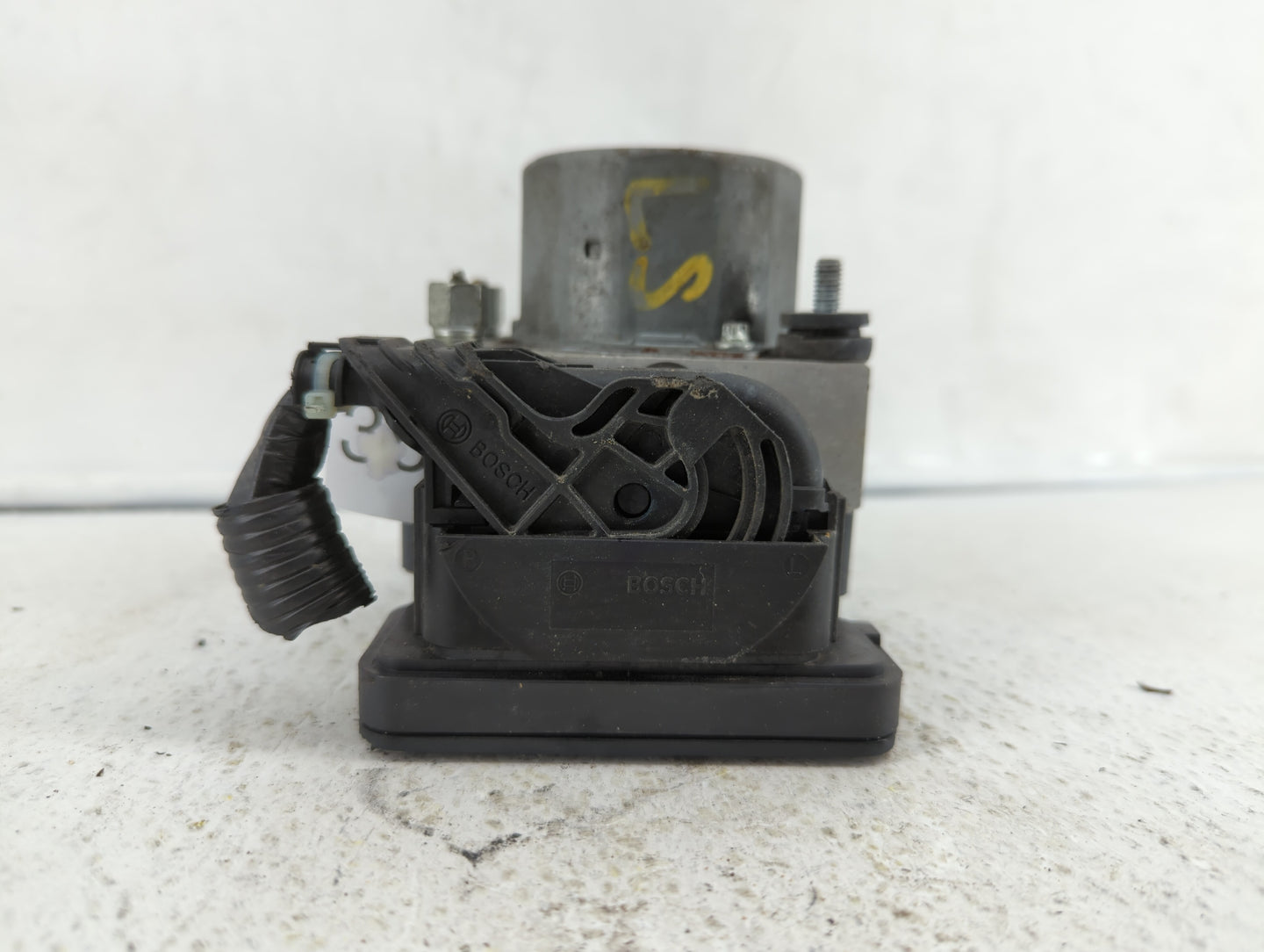 2019-2020 Nissan Altima ABS Pump Control Module Replacement P/N:47660-6CD0A 47660-6CC0A Fits Fits 2019 2020 OEM Used Auto Pa